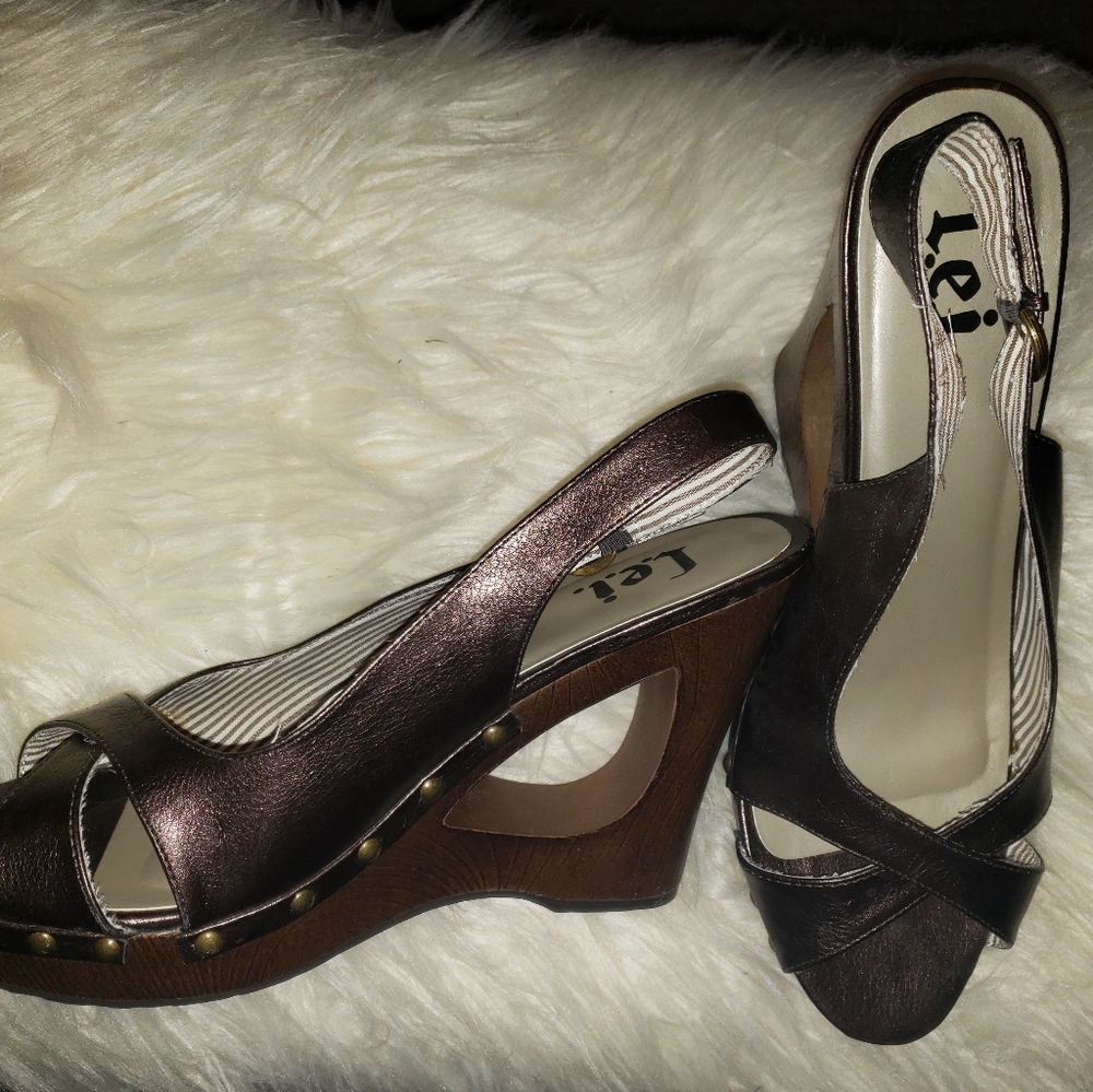 LEI Wedge Sandals - Picture 4 of 5